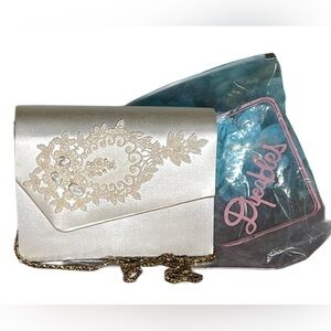 DYEABLES 50’s Gold Satin Lace Roses Gold Chain Beaded Clutch Never Used